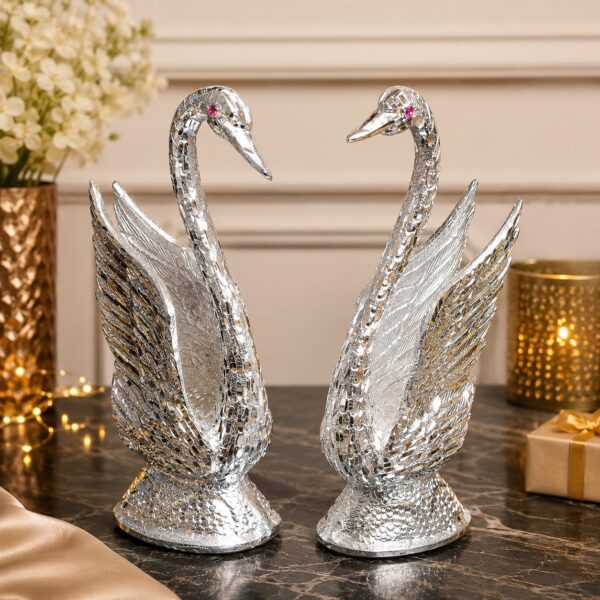 Luxury Pair of Aluminium Swan Figurines for Home Decor – Elegant Silver Finish Decorative Swan Sculpture Set for Living Room, Center Table, Console Table & Office Decoration